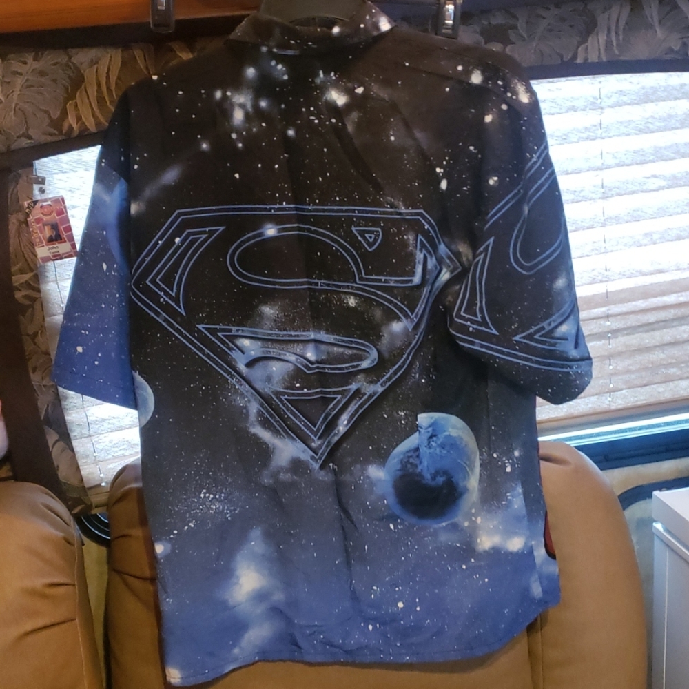Shirt - Picture 2 of 2
